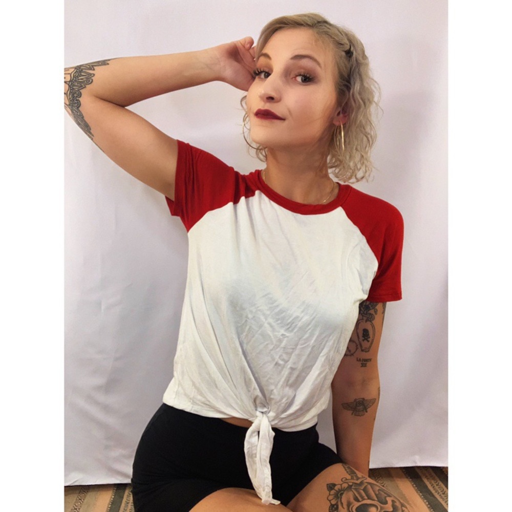 Tie Front Raglan Tee - Picture 4 of 4
